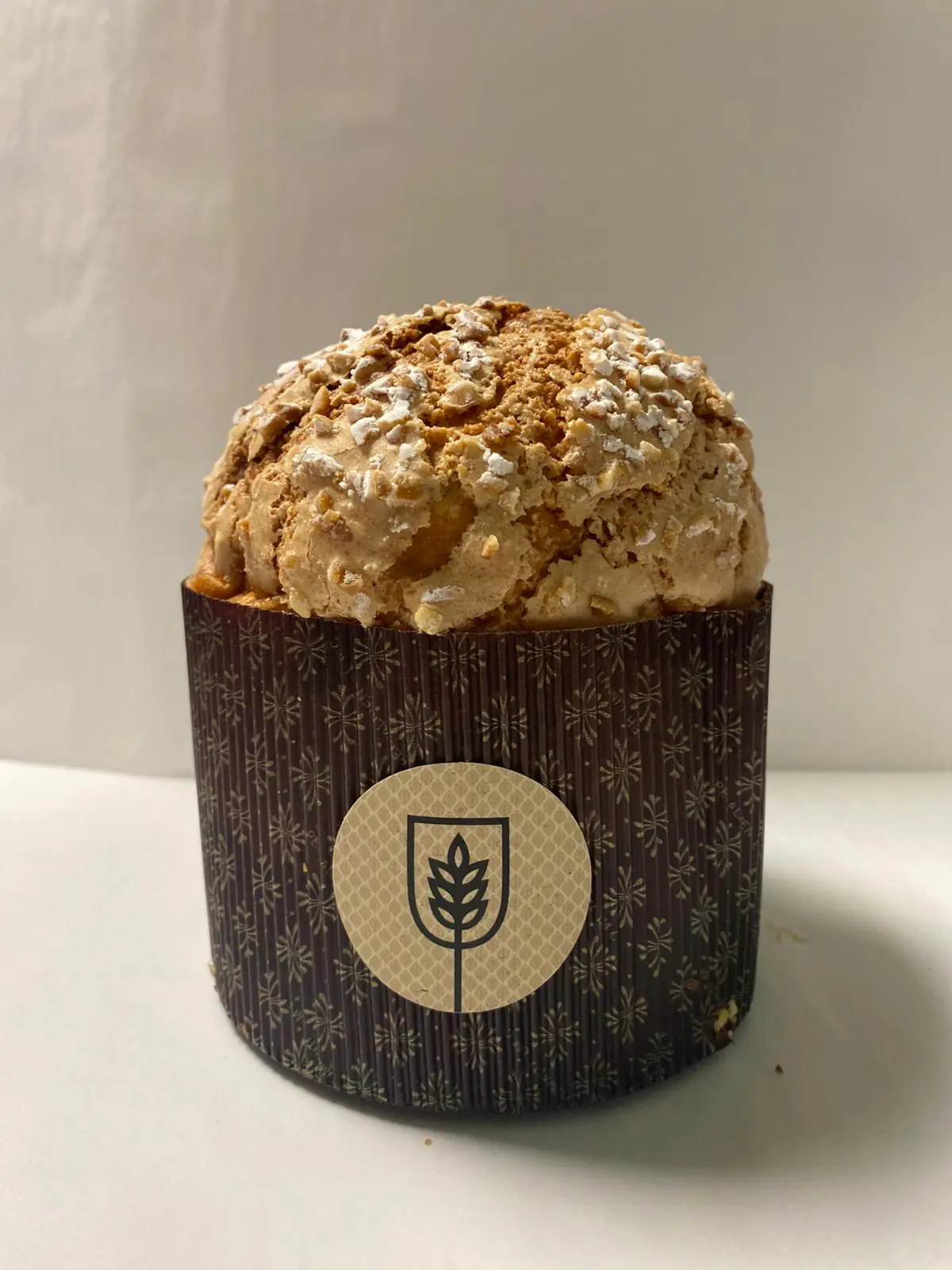 Panettone clásico, naranja y pasas